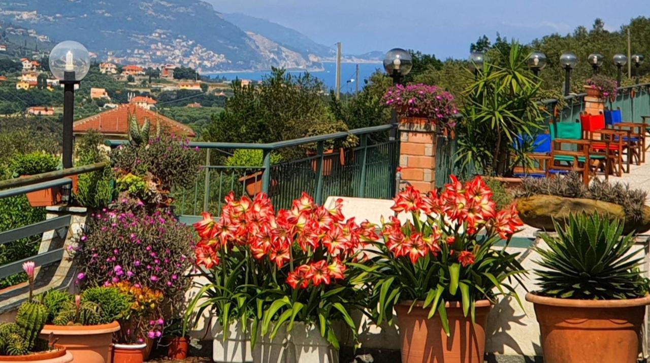 Agriturismo Monte Acuto - Natura, Mare & Relax In Piscina Toirano Dış mekan fotoğraf