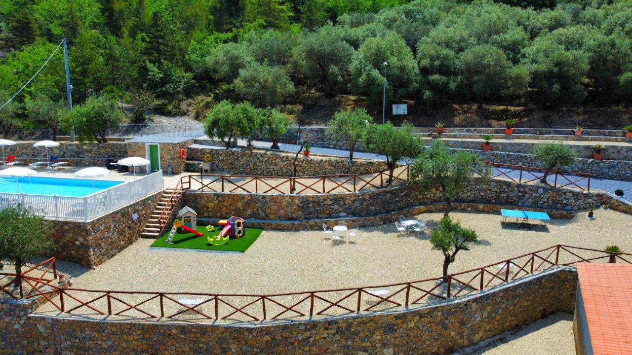 Agriturismo Monte Acuto - Natura, Mare & Relax In Piscina Toirano Dış mekan fotoğraf