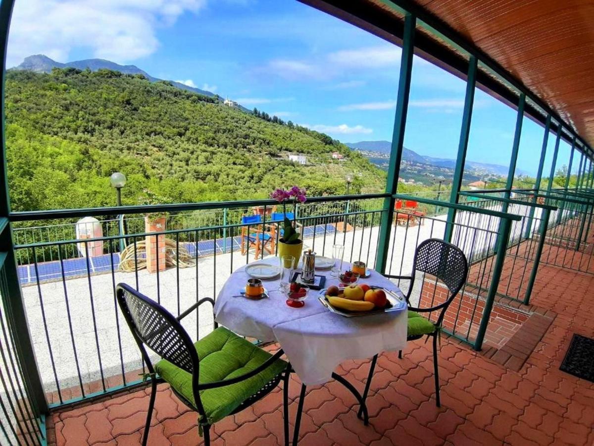 Agriturismo Monte Acuto - Natura, Mare & Relax In Piscina Toirano Dış mekan fotoğraf